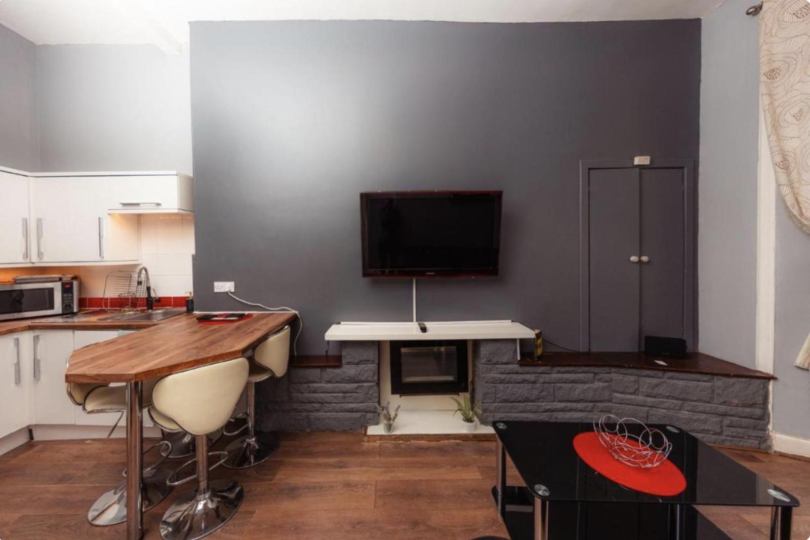 Warm Apartment By Holyrood Palace! Edinburgh Eksteriør bilde