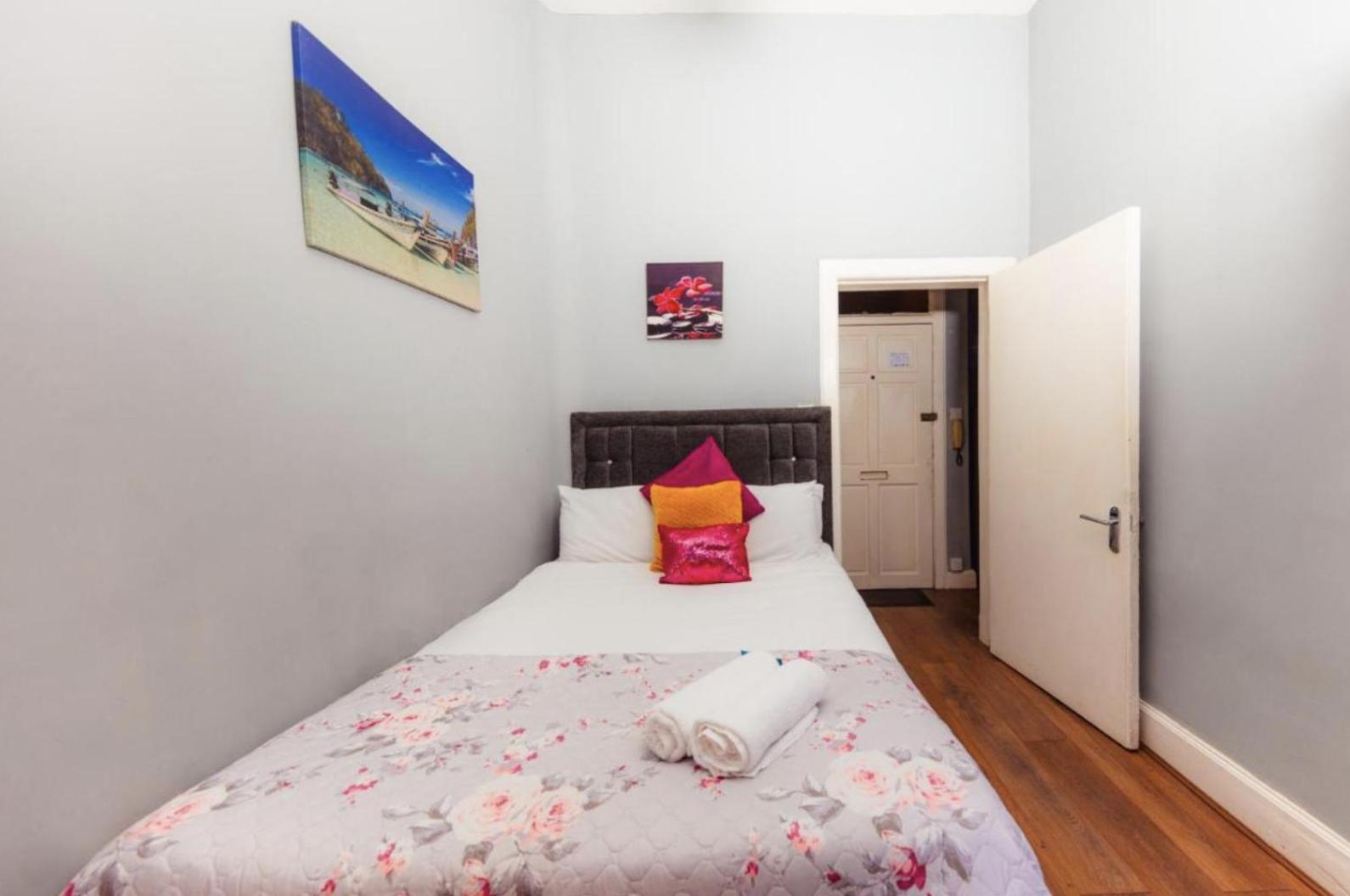 Warm Apartment By Holyrood Palace! Edinburgh Eksteriør bilde
