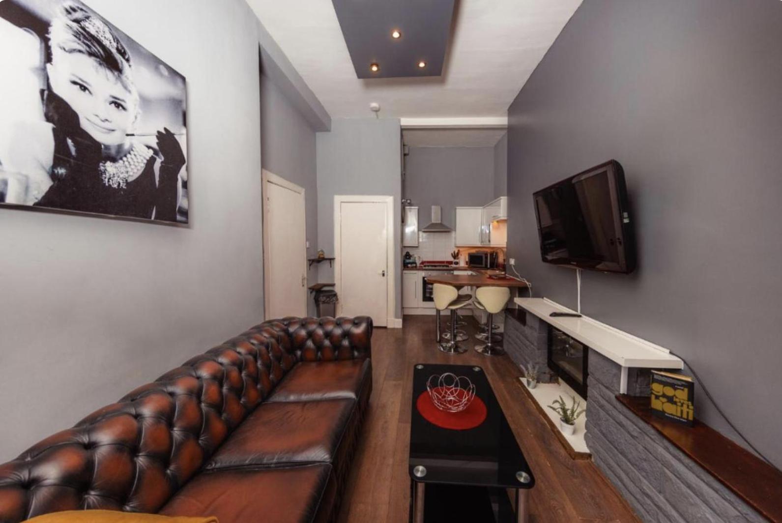 Warm Apartment By Holyrood Palace! Edinburgh Eksteriør bilde